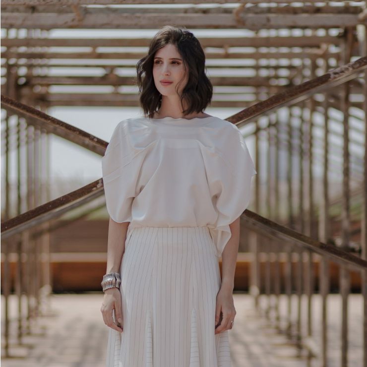 BLUSA SOLTA COM PREGAS HORIZONTAIS